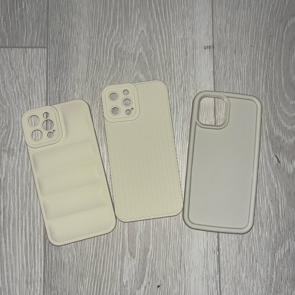 Cream Phone Case Set - 12 pro max